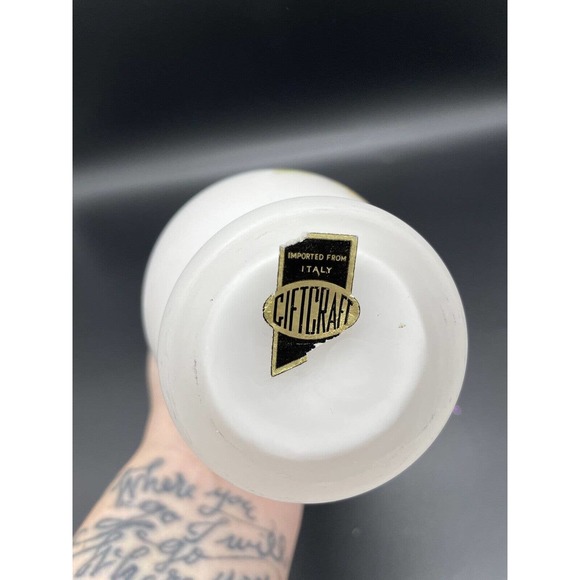 Vintage White Satin Frosted Vase Made In Italy Wheat And Flower Design 10” - Picture 8 of 8